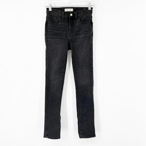 Madewell Mid-Rise Roadtripper Jeans - Picture 1 of 8